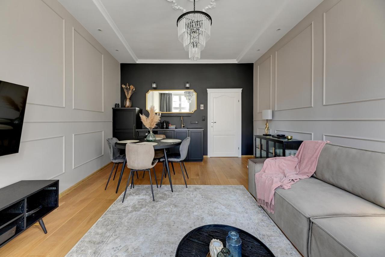 Old Town Ogarna IV Glamour By Downtown Apartments Gdansk Bagian luar foto