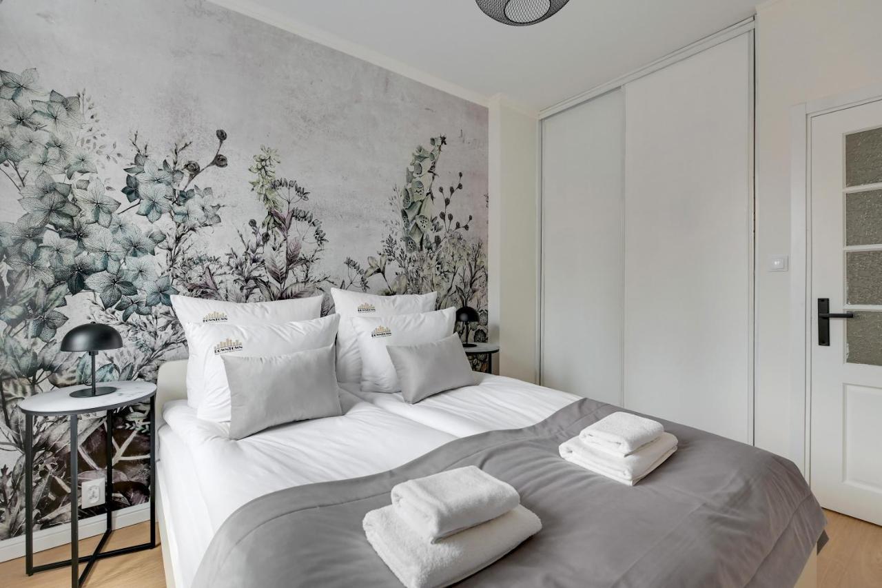 Old Town Ogarna IV Glamour By Downtown Apartments Gdansk Bagian luar foto